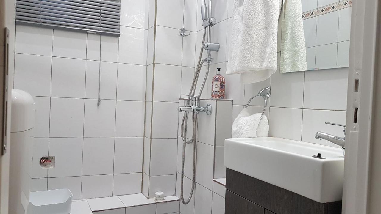 Palette Apartment Chocolate - Athens Center, 6 Bd, 3 Bath Exterior photo